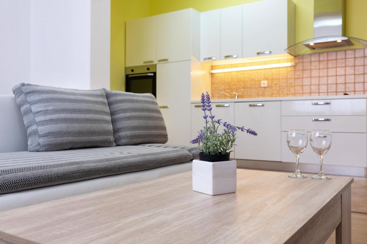 Apartments Villa Maja Rogoznica  Eksteriør bilde