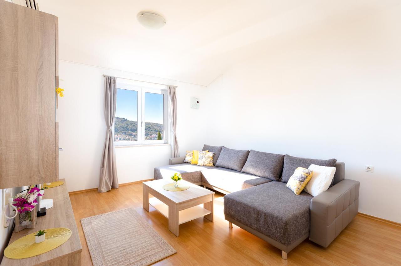Apartments Villa Maja Rogoznica  Eksteriør bilde