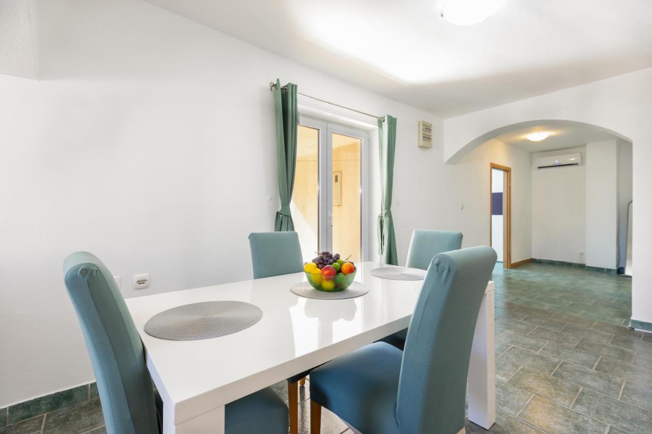 Apartments Villa Maja Rogoznica  Eksteriør bilde