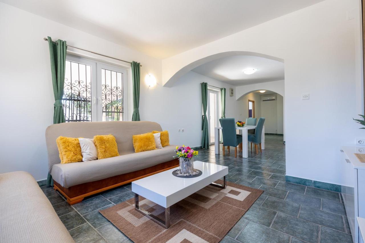 Apartments Villa Maja Rogoznica  Eksteriør bilde